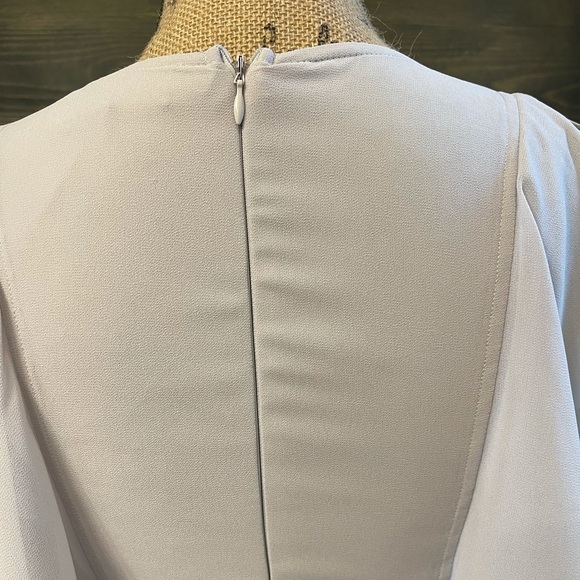 NEW Lulus Dearly Loved Light Grey Flutter Sleeve Maxi Dress NWT Size XS - Picture 14 of 14